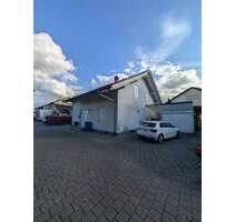 Haus zum Mieten in Efringen-Kirchen 1.850,00 € 187 m²