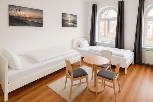 Foto - Wohnung zum Mieten in Halle (Saale) 800,00 € 70 m²