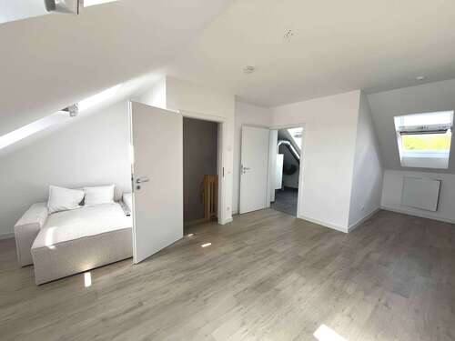 Foto - Haus zum Mieten in Schulzendorf 2.400,00 € 135 m²