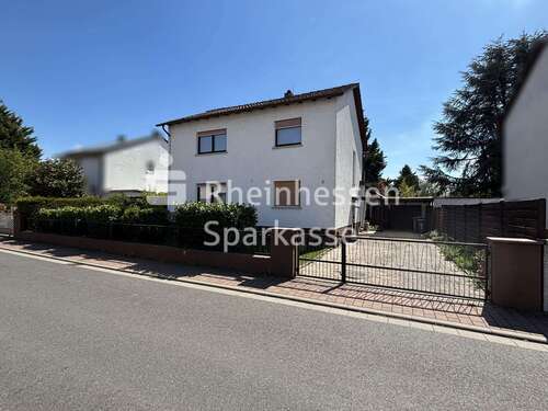 Foto - Haus zum Kaufen in Osthofen 420.000,00 € 177 m²