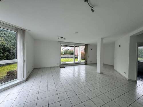 Foto - Haus zum Mieten in Wiesbaden 1.900,00 € 150 m²