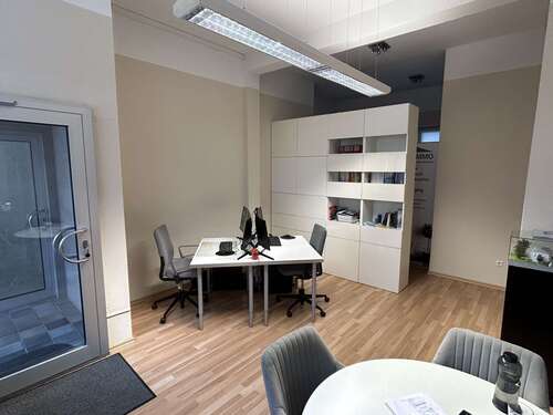 Foto - Büro in Freiburg im Breisgau 737,80 € 34.32 m²