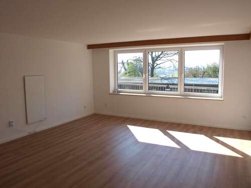 Foto - Wohnung zum Mieten in Altdorf 850,00 € 108 m²