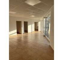 Einzelhandel in Bischofswerda 895,00 € 173.01 m²