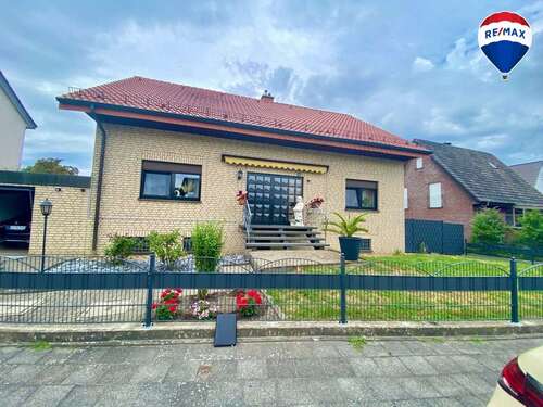 Foto - Haus zum Kaufen in Lippstadt 495.000,00 € 183 m²