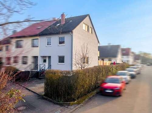 Foto - Haus zum Kaufen in Oberboihingen 449.000,00 € 126 m²