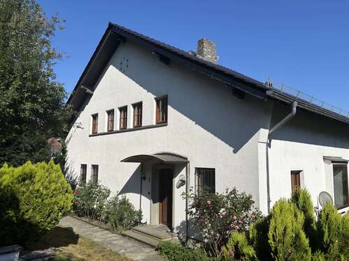 Foto - Haus zum Kaufen in Kelkheim-Ruppertshain 840.000,00 € 175 m²