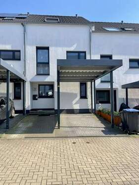Foto - Haus zum Kaufen in Langenfeld 679.000,00 € 134 m²