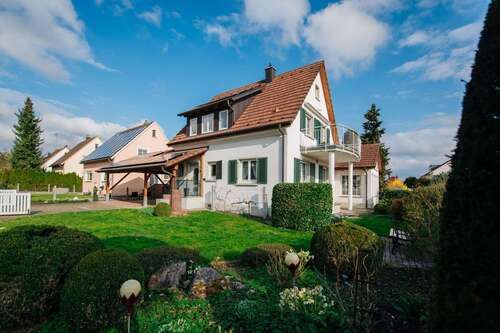 Foto - Haus zum Kaufen in Rielasingen-Worblingen 679.000,00 € 174 m²