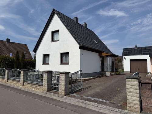 Foto - Haus zum Kaufen in Aken 140.000,00 € 90 m²