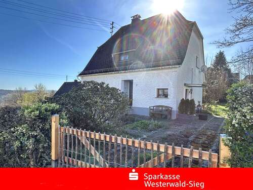 Foto - Haus zum Kaufen in Wissen 239.000,00 € 108.6 m²