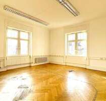Büro in LahrSchwarzwald 1.305,00 € 243.21 m² - Lahr/Schwarzwald