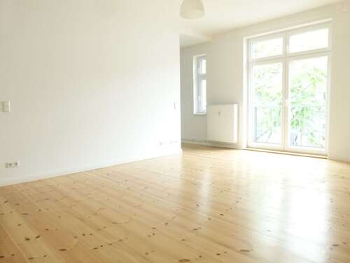 Foto - Wohnung zum Mieten in Berlin 700,00 € 46.19 m²