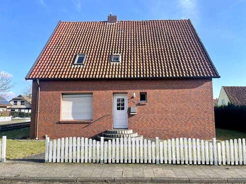 Foto - Haus zum Kaufen in Bissendorf Natbergen 349.000,00 € 204 m²