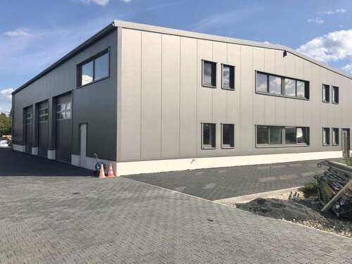 Foto - Büro in Wiesbaden Delkenheim 450,00 € 31 m²