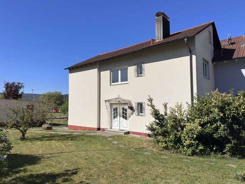 Foto - Haus zum Kaufen in Klingenberg am Main 349.000,00 € 139 m²