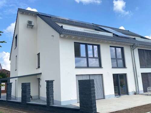 Foto - Wohnung zum Kaufen in Maxdorf 699.000,00 € 181.09 m²