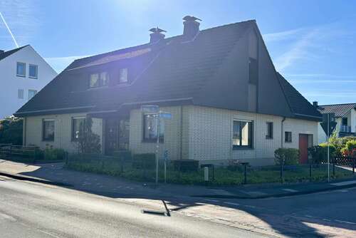 Foto - Haus zum Kaufen in Bünde 279.000,00 € 233.8 m²