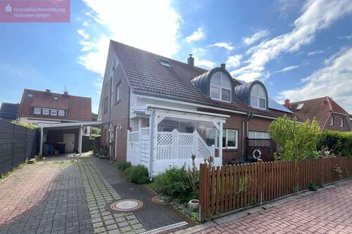 Foto - Haus zum Kaufen in Laatzen 476.000,00 € 154 m²