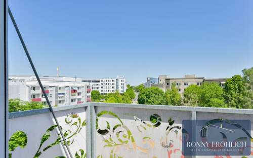Foto - Wohnung zum Mieten in Chemnitz 356,52 € 59.42 m²