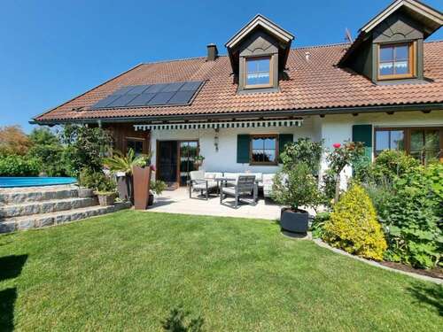 Foto - Haus zum Kaufen in Burgoberbach 720.000,00 € 226 m²