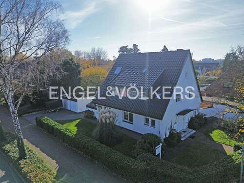 Foto - Haus zum Kaufen in Krefeld 795.000,00 € 229 m²