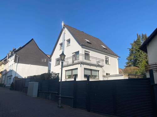 Foto - Haus zum Kaufen in Hadamar 420.000,00 € 287 m²