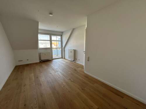 Foto - Wohnung zum Mieten in Zwickau 405,00 € 59 m²