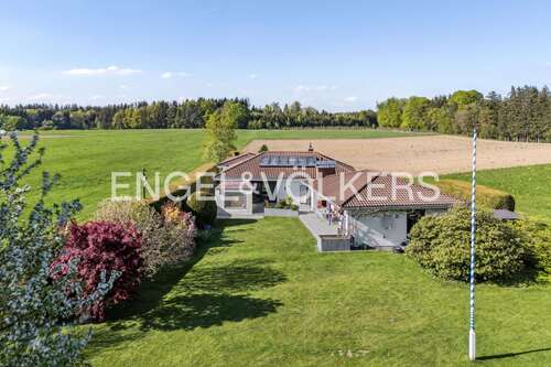 Foto - Haus zum Kaufen in Oberhaching 1.950.000,00 € 226 m²