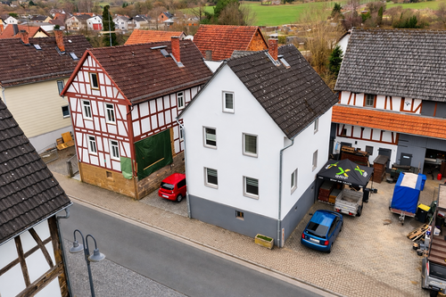 Foto - Haus zum Kaufen in Staufenberg 181.000,00 € 140 m²