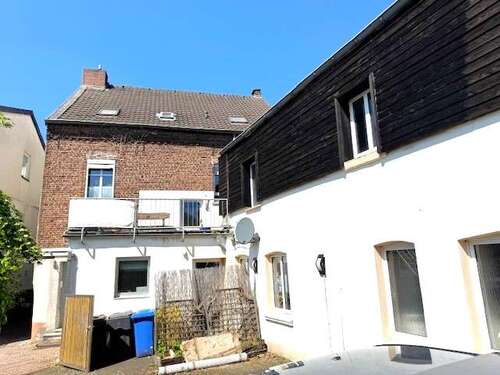 Foto - Haus zum Kaufen in Nettetal -Hinsbeck 479.000,00 € 314.55 m²
