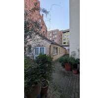 Halle in Hannover 1.040,00 € 105 m²