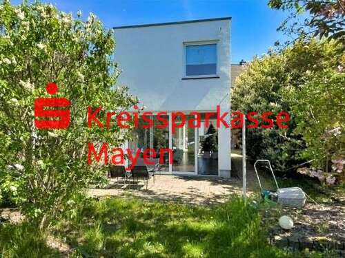 Foto - Haus zum Kaufen in Mendig 495.000,00 € 141.86 m²