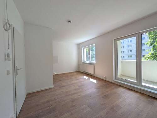 Foto - Wohnung zum Mieten in Halle 550,00 € 68 m²