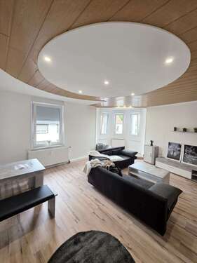Foto - Haus zum Kaufen in Neunkirchen 649.000,00 € 420 m²