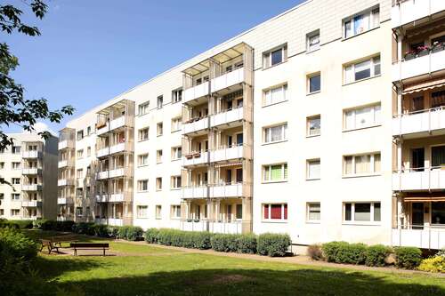 Foto - Wohnung zum Mieten in Neubrandenburg 241,00 € 40.91 m²