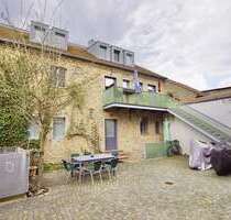 Haus zum Kaufen in Eltville am Rhein 1.690.000,00 € 459 m²