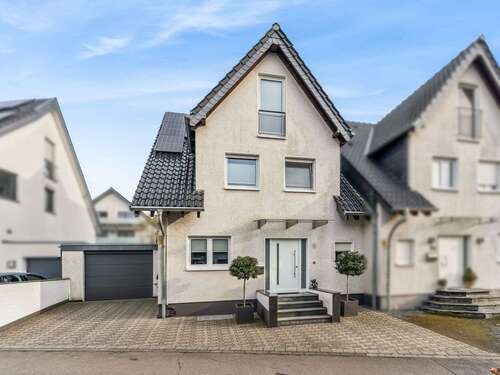 Foto - Haus zum Kaufen in Düsseldorf 850.000,00 € 191 m²