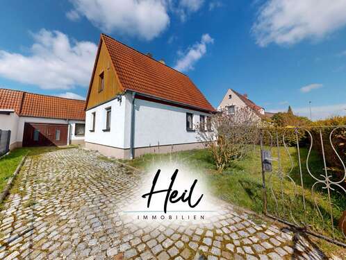 Foto - Haus zum Kaufen in Zwenkau 69.900,00 € 68 m²