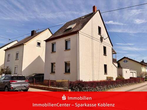 Foto - Haus zum Kaufen in Urmitz 279.000,00 € 140 m²
