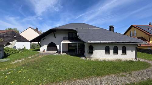 Foto - Haus zum Kaufen in Puchheim 1.800.000,00 € 188 m²