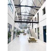Büro in Moers 483,00 € 42 m² - 483,00 EUR Kaltmiete, ca.  42,00 m² in Moers (PLZ: 47445)