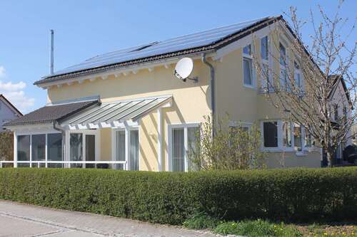 Foto - Haus zum Kaufen in Schernfeld 690.000,00 € 180 m²