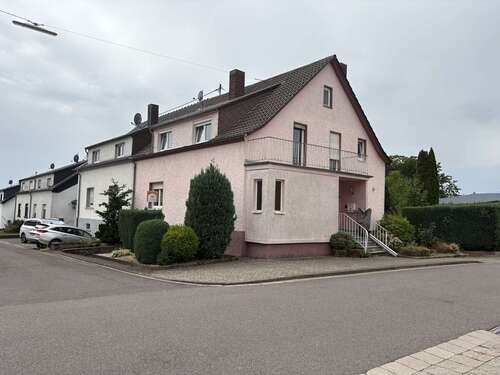 Foto - Haus zum Kaufen in Orscholz 225.000,00 € 139 m²