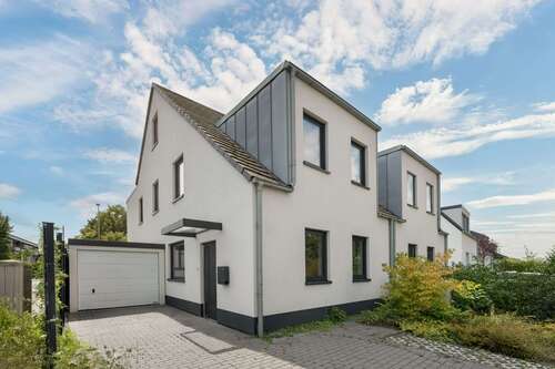 Foto - Haus zum Kaufen in Meerbusch 1.150.000,00 € 205 m²
