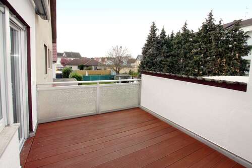 Foto - Wohnung zum Mieten in Bischofsheim 990,00 € 92 m²