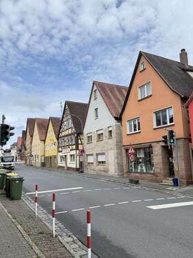 Foto - Haus zum Kaufen in Wilhermsdorf 279.000,00 € 250 m²