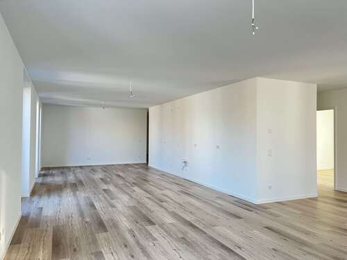 Foto - Wohnung zum Mieten in Halle (Saale) 2.056,20 € 171.35 m²