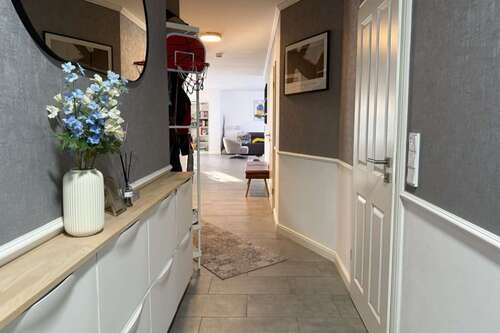 Foto - Wohnung zum Mieten in Niederkassel 1.600,00 € 155 m²