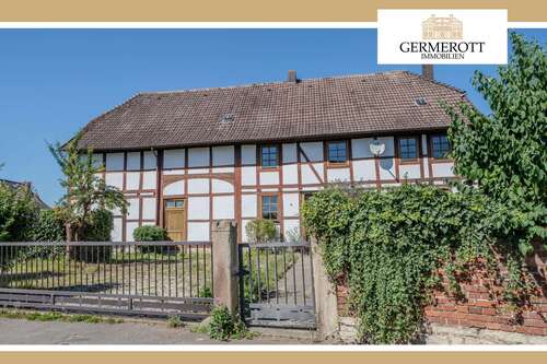 Foto - Haus zum Kaufen in Giesen 325.000,00 € 175 m²